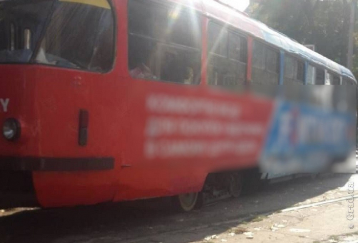 В Одессе остановлено движение 18-го трамвая