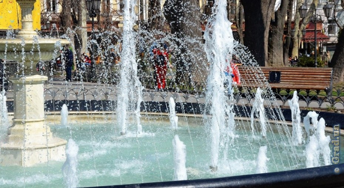 В Городском саду отключен фонтан