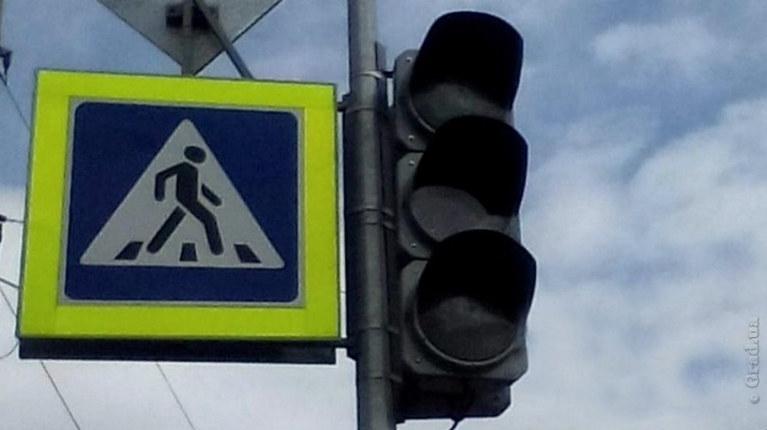 В Одессе на ряде перекрестков не работают светофоры