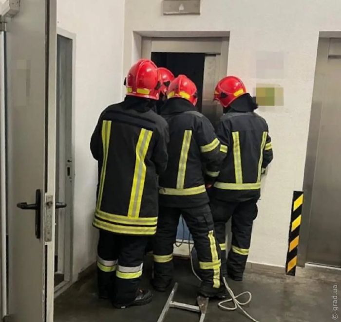 В Одесі під час ремонту ліфта загинув чоловік