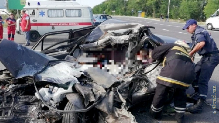 В лобовом столкновении автодороге «Одесса – Рени» погибли четыре человека