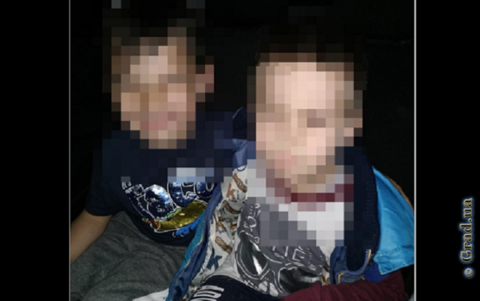 Под Одессой двух пятилетних мальчиков вернули родителям
