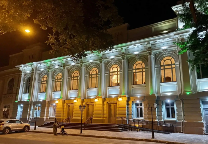 В Одессе планируют разрешить работу театров