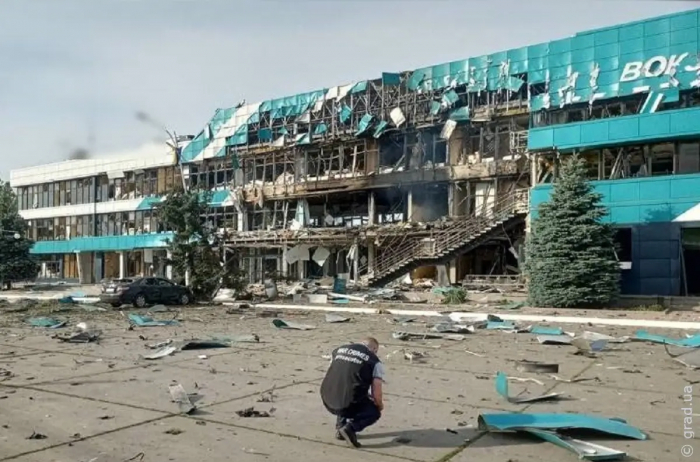 Прокуратура фіксує наслідки масової атаки БПЛА по Одеській області
