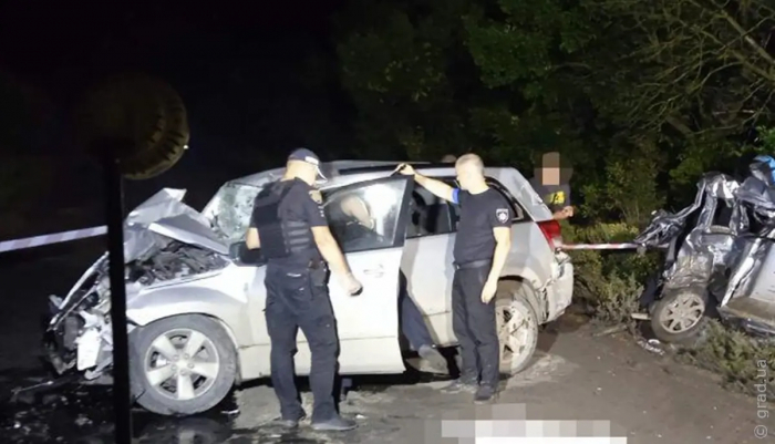 Дві людини загинуло та ще дві поранені в ДТП на Березівщині