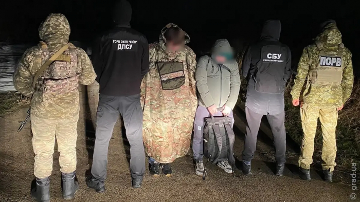 По 3 тысячи долларов с человека: в Одесской области пограничники задержали двух мужчин