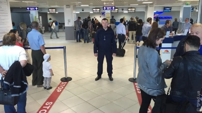 Аэропорт Кишенева закрывают для провожающих