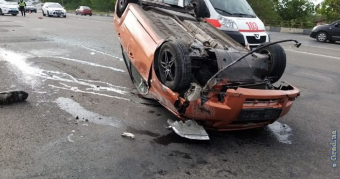 Пассажир иномарки пострадала в результате аварии на Овидиопольской  дороге