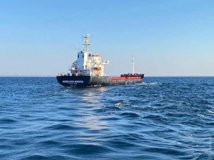 Україна вперше з липня відправила судно із зерном