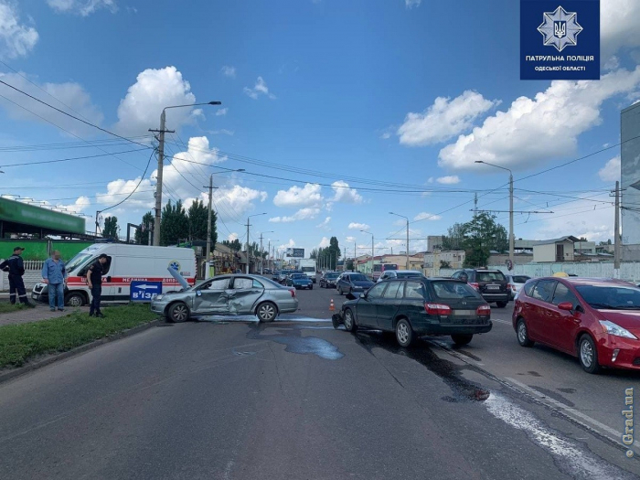 ДТП на Николаевской дороге спровоцировало пробку
