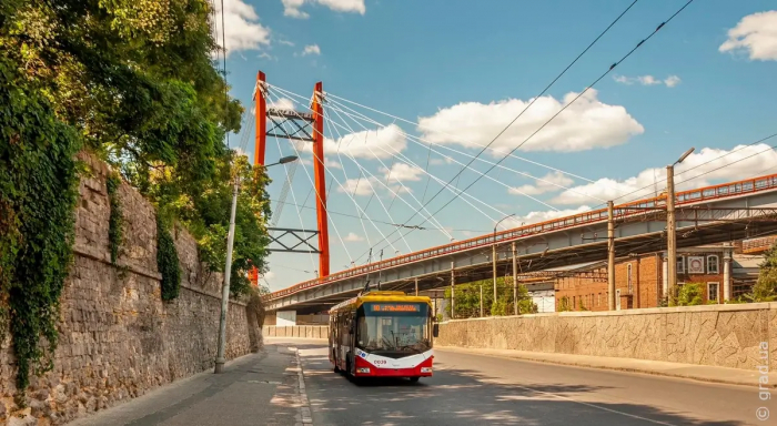 Тролейбус №10 відновив свій звичний маршрут