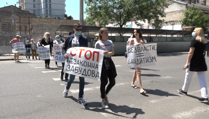Спасите памятник архитектуры: в центре Одессы прошла акция протеста