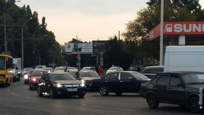 В Киевском районе ДТП стало причиной пробки