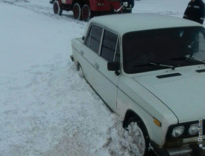 Снежные ловушки на дорогах Одесской области