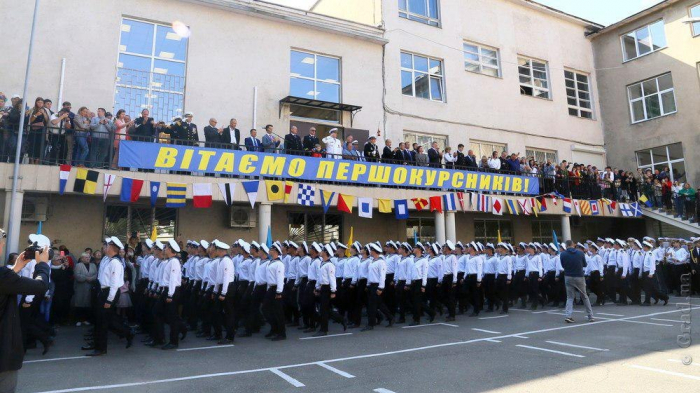 Торжественное посвящение в курсанты в Одесской морской академии