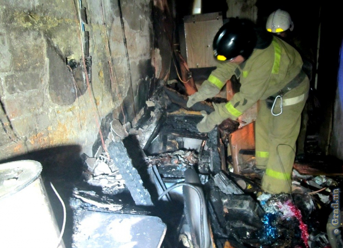 Стиральная машина вызвала пожар в одесской коммуналке