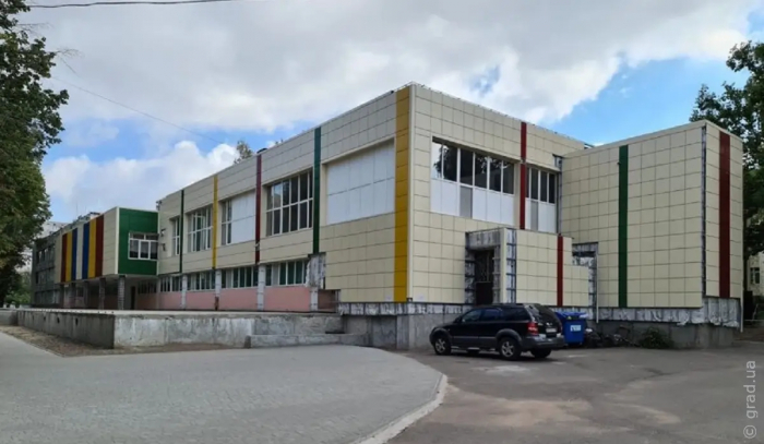 В Одесі під час ремонту школи підрядник привласнив 6,3 млн гривень