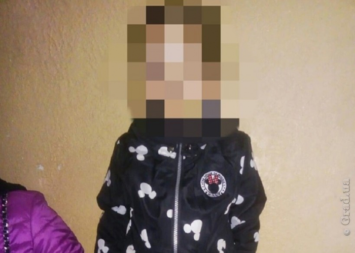 6-летняя одесситка на самокате сбежала от бабушки