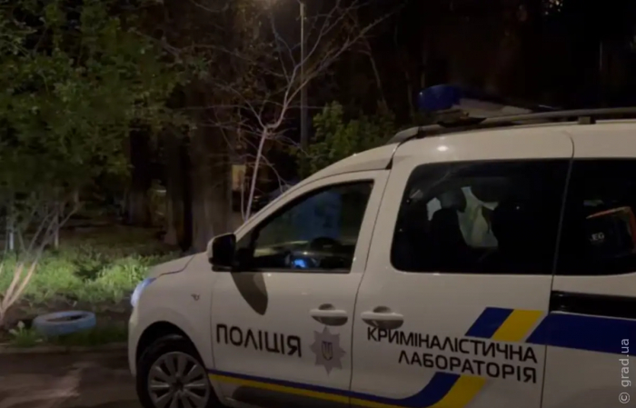 У Суворовському районі Одеси виявили тіла літньої жінки та молодого чоловіка