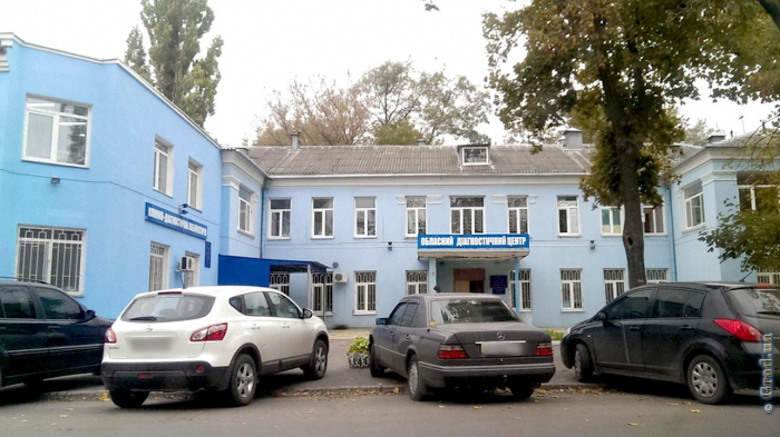 Одесские взрывотехники работают в больнице водников