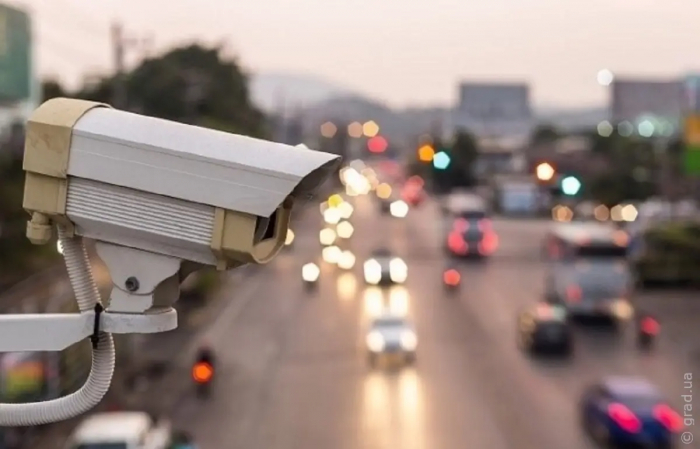 З 11 серпня на дорогах запрацюють ще 50 камер автофіксації порушень ПДР