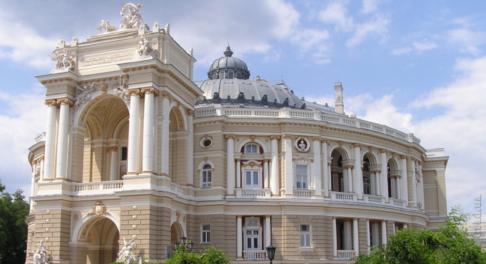 Одесский театр оперы и балета празднует день рождения