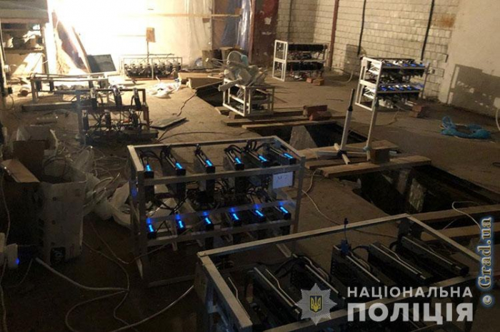 Чиновник Укрзализницы устроил на предприятии криптовалютную ферму