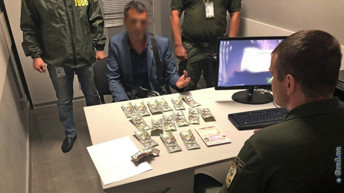 В Одесском аэропорту задержан взяткодатель