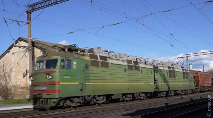 В результате сегодняшнего обстрела Одессы пострадали железнодорожники