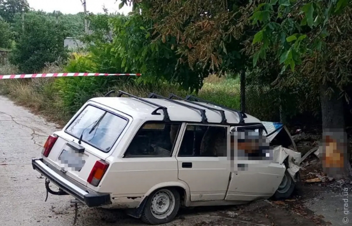 ДТП в Окнянському районі: загинув чоловік