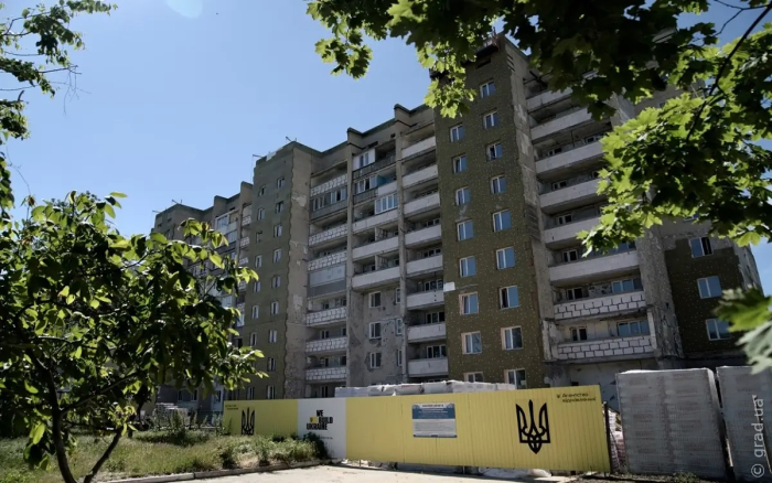 В Сергеевке продолжаются работы по восстановлению жилого дома