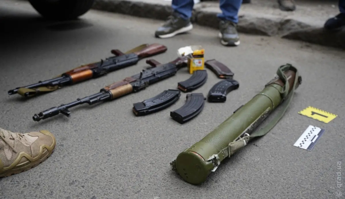 Гранаты, автоматы и РПГ: в Одессе задержали торговца оружием