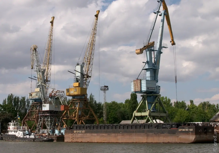 На Дунаї після атаки РФ на Одещину зупинились близько 30 суден - ЗМІ