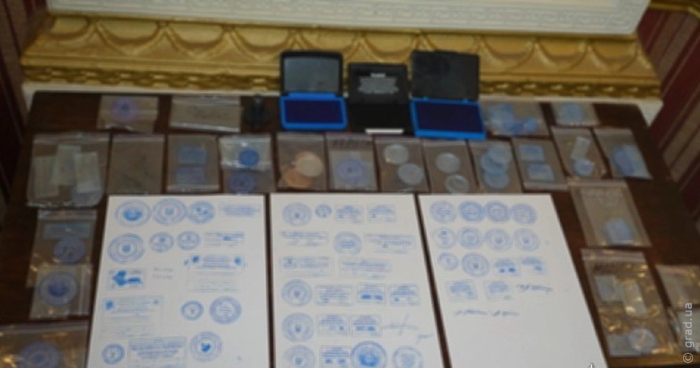 поддельные документы