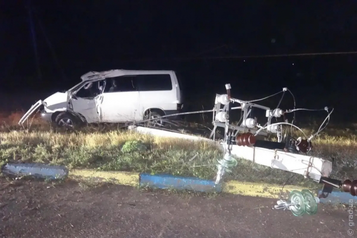 Смертельна ДТП у Роздільнянському районі: водій загинув, пасажирка у лікарні
