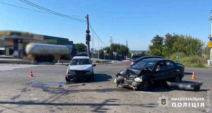 Три человека пострадали в ДТП на автодороге Одесса – Южное