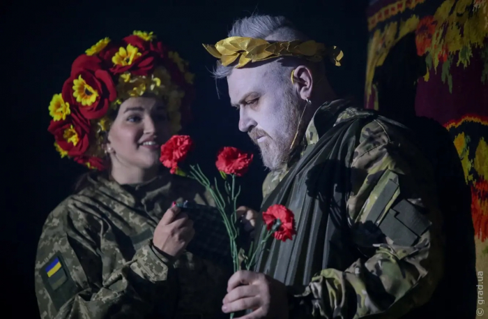 Український театр у військових реаліях