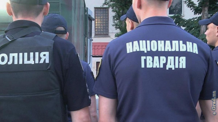 Одесское побережье  патрулируют совместные наряды полицейских и гвардейцев