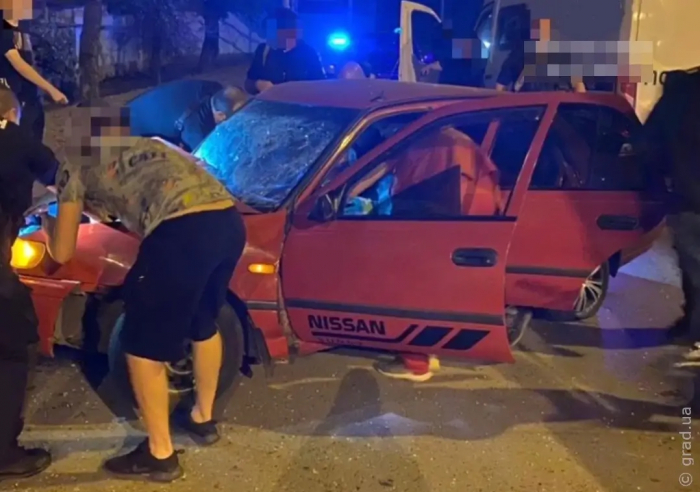 ДТП в Одесі: п’яний водій в’їхав в електроопору