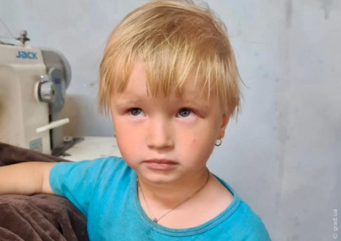 разыскиваются родители ребенка