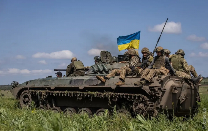 Українські військовослужбовці отримуватимуть доплати під час війни