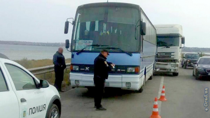 Херсонские туристы попали в ДТП под Одессой