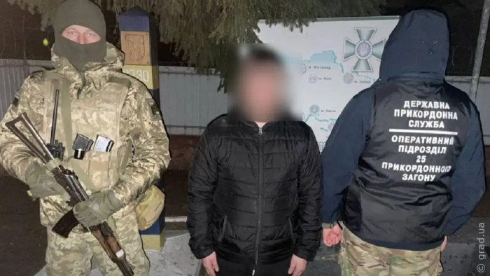 На границе задержали мужчину, который возвращался из Молдовы вне пункта пропуска