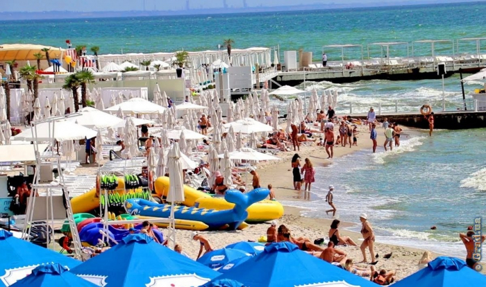 На пляжах Одессе не рекомендуют купаться