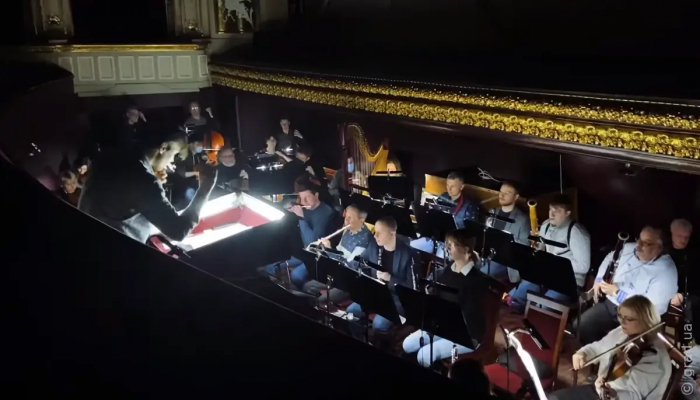 «Путешествие в оркестр» интерактивный концерт в Одесском оперном театре