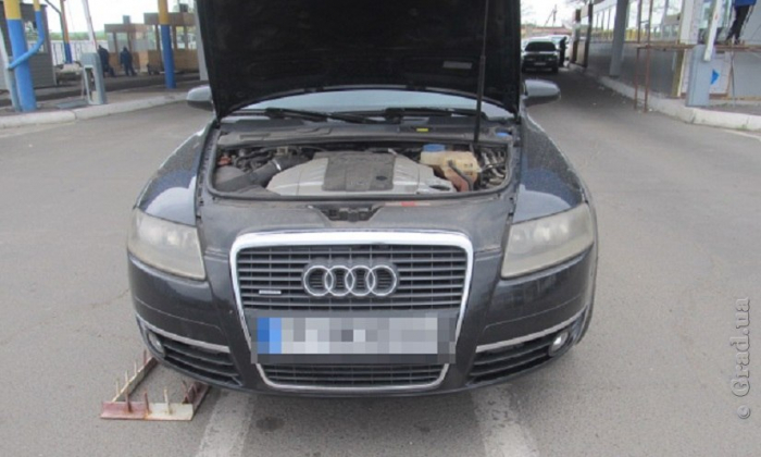 Угнанный в Болгарии автомобиль обнаружен в Одесской области