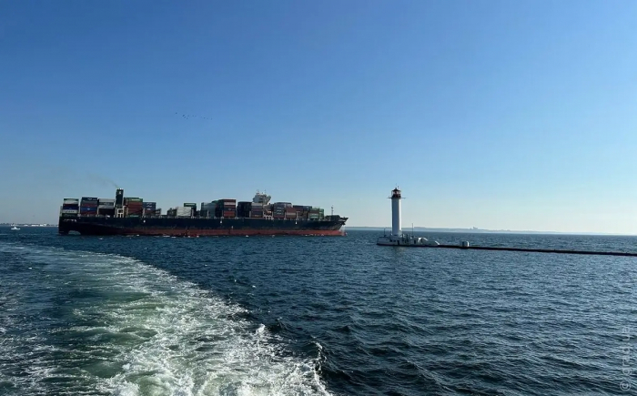В Одесской области судно под флагом Барбадоса загрязнило море нефтепродуктами