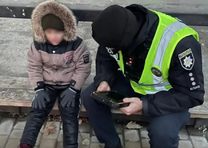 В Одессе патрульные нашли и  вернули ребенка родителям