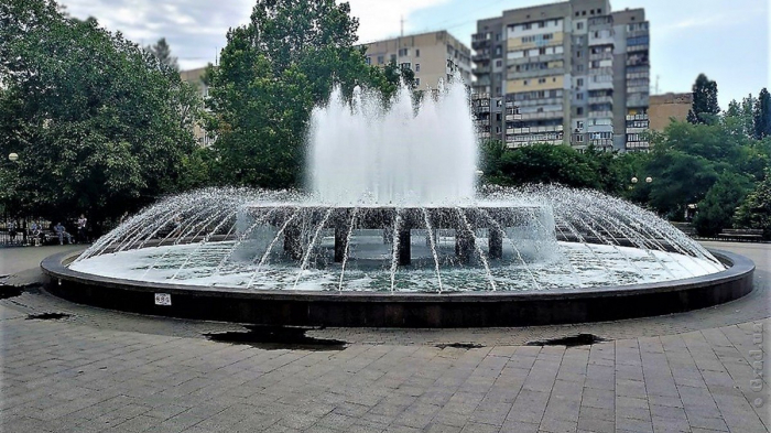 На две недели отключен фонтан на Крымском бульваре