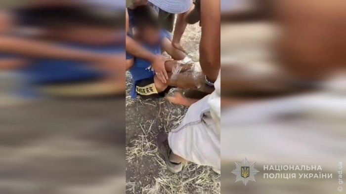 Связали, пытали и снимали на видео